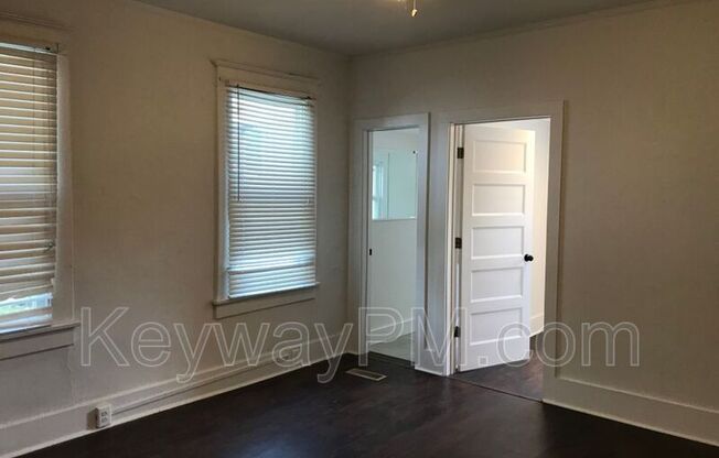 2 beds, 2 baths, 1,328 sqft, $1,225