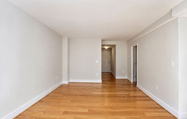 Studio, 1 bath, 440 sqft, $2,450, Unit 0618