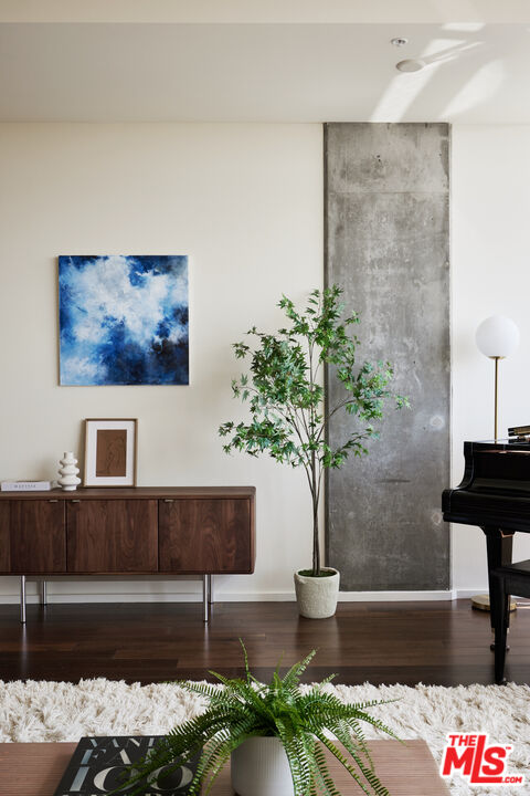 1 bed, 1 bath, 970 sqft, $3,500, Unit 1307