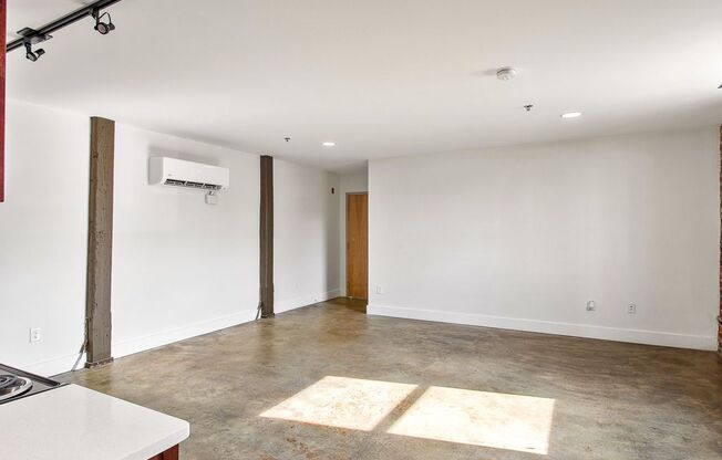 1 bed, 1 bath, 465 sqft, $995, Unit Apt 108