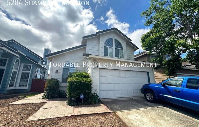 5284 SHAMROCK CMN