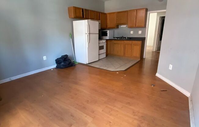 1430 W Master St.