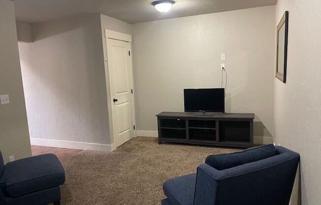 3 beds, 3.5 baths, 1,800 sqft, $1,995, Unit 101 ALKI (FS10) 12U