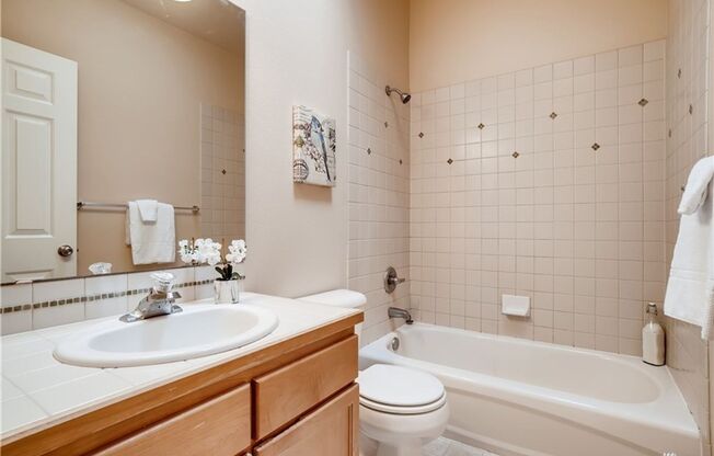 4 beds, 3.5 baths, $3,495, Unit # #A