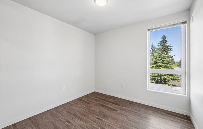3 beds, 2 baths, 1,183 sqft, $1,925, Unit 404