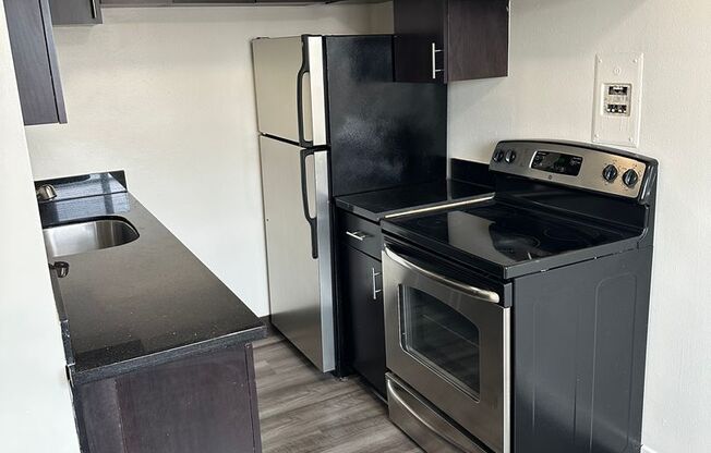 Studio, 1 bath, 552 sqft, $1,550, Unit 312