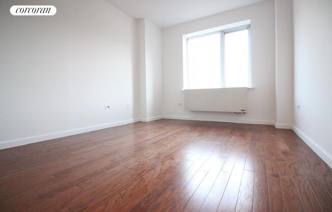 2 beds, 2 baths, $7,800, Unit 9D