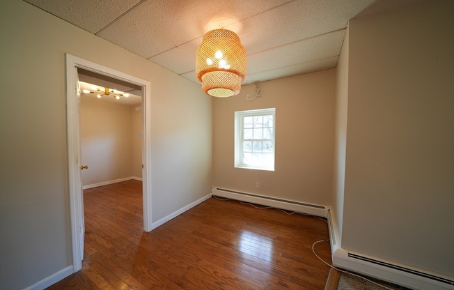 3 beds, 2 baths, 1,156 sqft, $3,800, Unit 41A