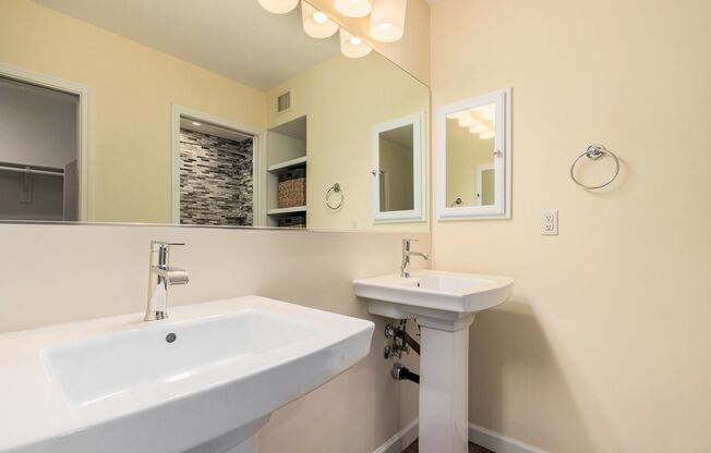 2 beds, 2 baths, $2,150
