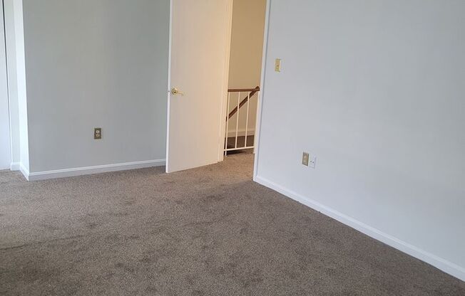 2 beds, 1.5 baths, $2,300