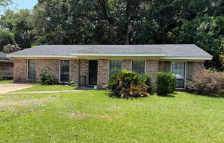702 YNESTRA DR