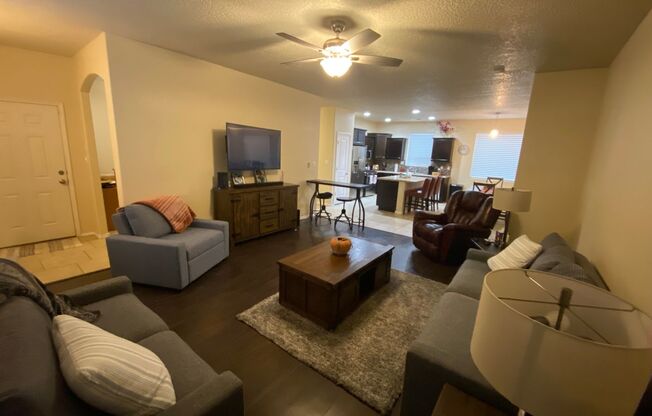 3 beds, 2 baths, 1,874 sqft, $2,200, Unit 209 Landing Trail NE