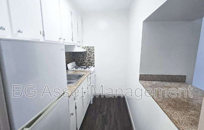 3600 DIMOND AVE