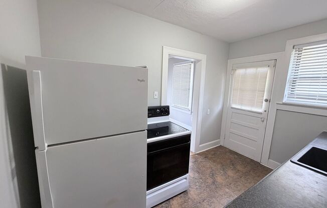 5324 Fremont St