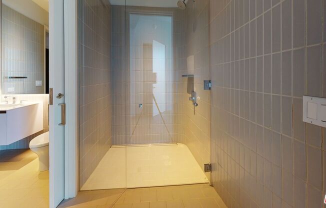 2 beds, 2.5 baths, 2,802 sqft, $18,995, Unit PH15