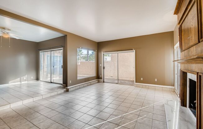 Immaculate 2 bedroom condo with all the appliances