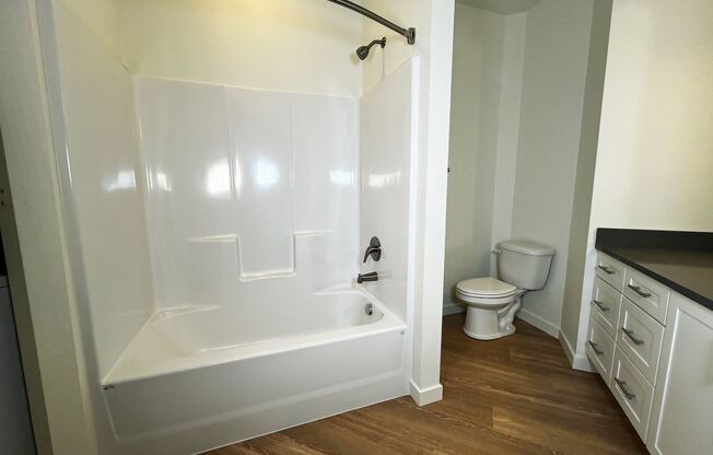 1 bed, 1 bath, 655 sqft, $1,475