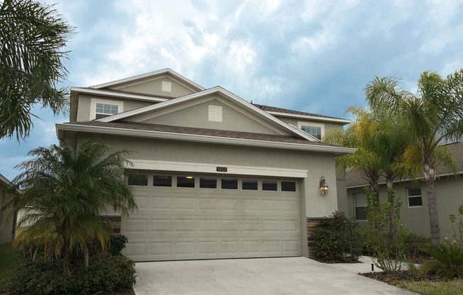Beautiful 4/5 Bedroom Home in Wyndham Lakes