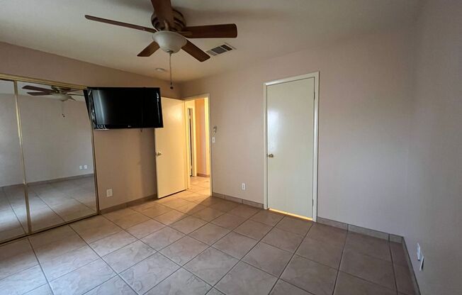 3 beds, 2 baths, $2,185