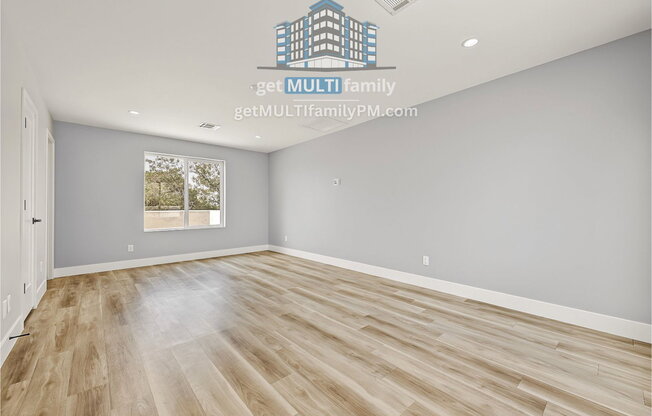 3 beds, 3.5 baths, 2,110 sqft, $3,350