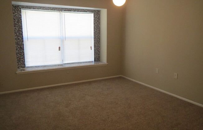 3 beds, 2 baths, $1,495