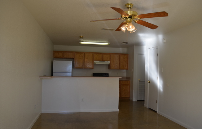 1 bed, 1 bath, 700 sqft, $725, Unit 108 - STILL OCCUPIED BY RESIDENT