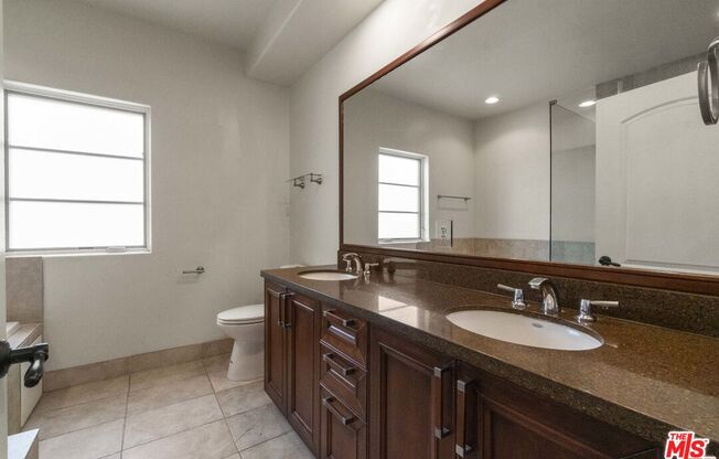 10765 Wilkins Ave Apt 3