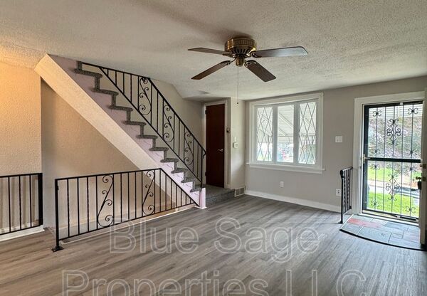 228 W WYNCLIFFE AVE