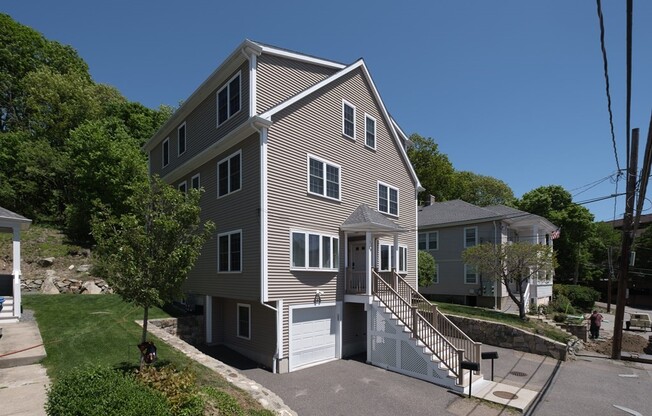 89 OVERLAND RD