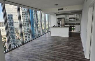 2 beds, 2 baths, 1,315 sqft, $4,650, Unit 888 Biscayne Blvd # 40-01 (A11688689)