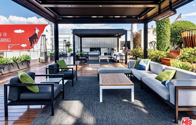 2 beds, 3 baths, 1,600 sqft, $6,800, Unit 9I