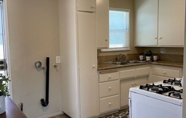 1 bed, 1 bath, 460 sqft, $1,725