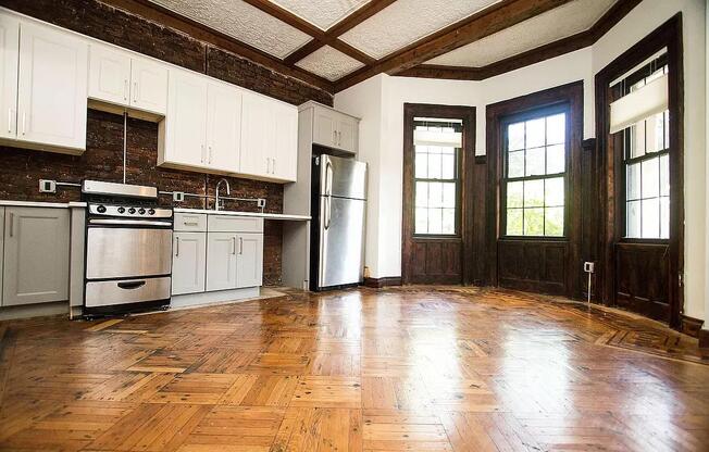 28 STUYVESANT AVE