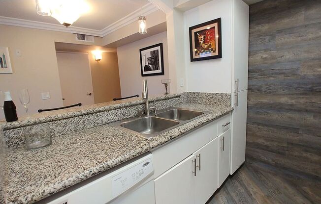 2 beds, 2 baths, 960 sqft, $2,895, Unit 101