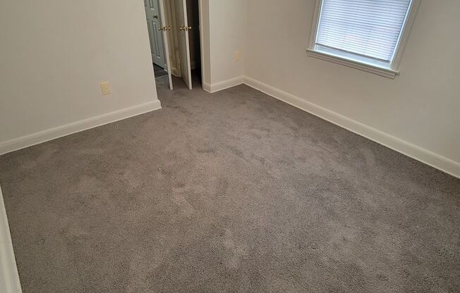 1 bed, 1 bath, 465 sqft, $975, Unit 5SD