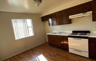 Studio, 1 bath, 465 sqft, $1,525, Unit 46