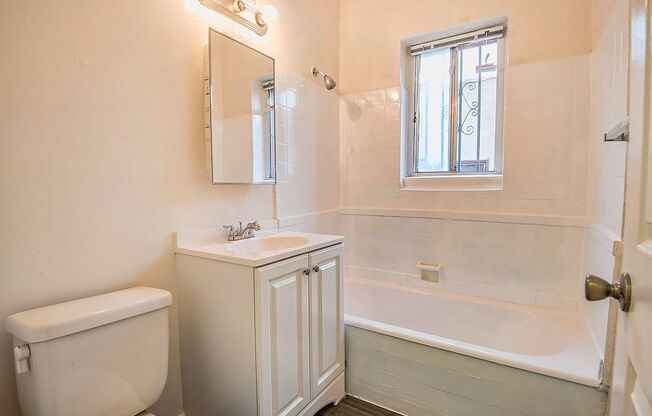 Studio, 1 bath, $1,399, Unit 106