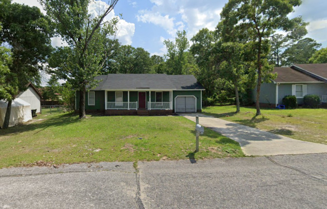 3 beds, 2 baths, $1,500