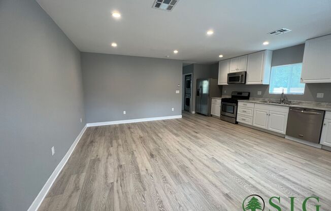 1 bed, 1 bath, 636 sqft, $2,200