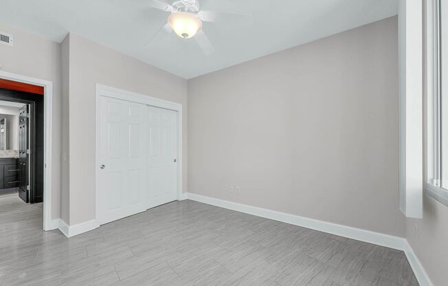 2 beds, 2 baths, $2,850, Unit #1911