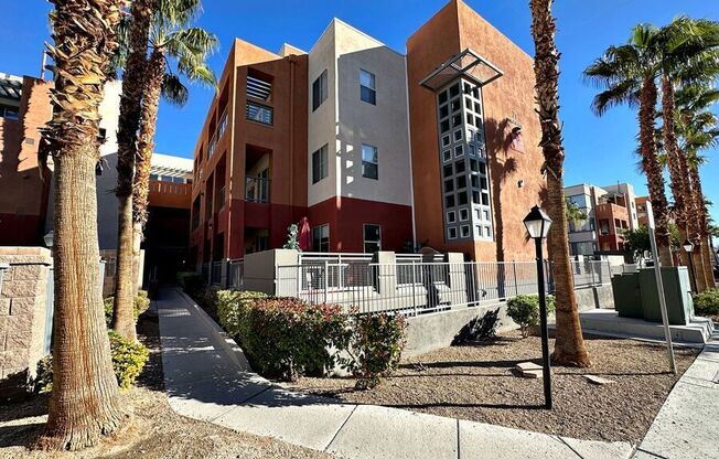 71 E Agate Ave #207