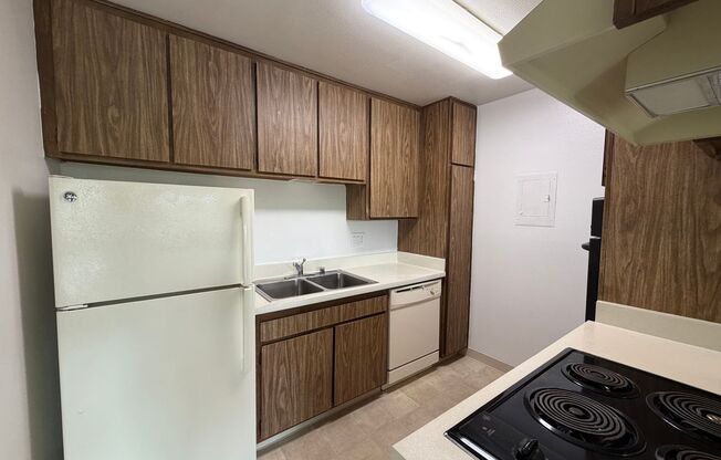 2 beds, 1 bath, 980 sqft, $2,500, Unit 054