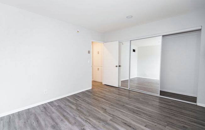 1 bed, 1 bath, 695 sqft, $1,848, Unit 220