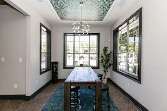 Seating Area in Willowest in Collier Hills in Atlanta, GA 30318