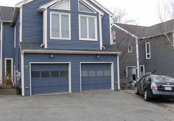 21 5 AVE