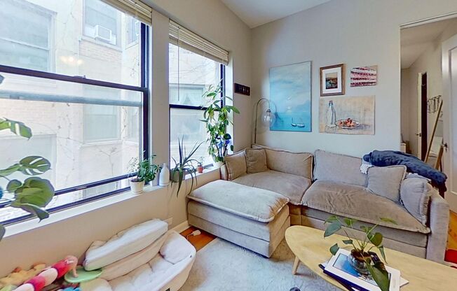 1 bed, 1 bath, 520 sqft, $2,400, Unit 608