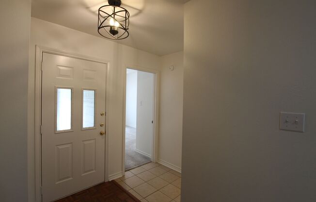 Available Now! 2 Bedroom 2 BathTownhome!