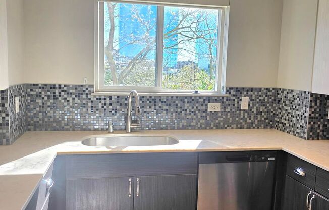 2 beds, 2 baths, 1,155 sqft, $4,450, Unit 404