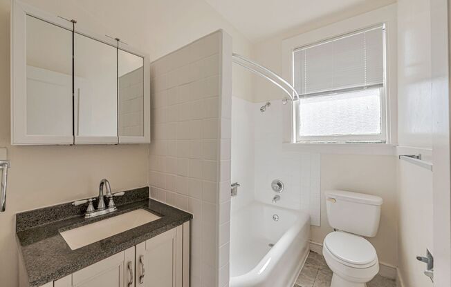 Studio, 1 bath, 350 sqft, $2,495, Unit 6