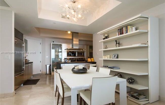 2 beds, 2.5 baths, $7,900, Unit # 4208